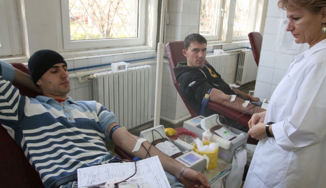 Bolnavii de cancer, clienți fideli  ai Centrului  de Transfuzii - transfuzii-1487696294.jpg