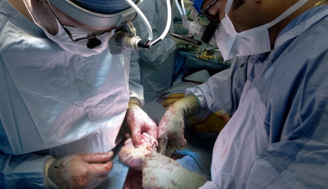 Nereguli uriașe în TOATE centrele de transplant verificate de Ministerul Sănătății - transplant-1479907452.jpg