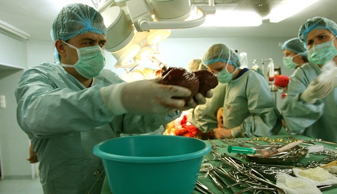 Acceptul sau refuzul donării organelor, trecut în cardurile de sănătate - transplant743333001392719409-1399633113.jpg