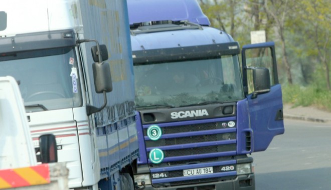 Transportatorii pot cere autorizațiile CEMT până pe 13 decembrie - transportatoriipotcereautorizati-1386702174.jpg
