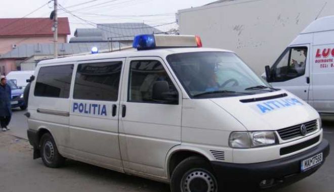 Alte cinci persoane aduse în ţară, pentru a-şi ispăşi pedepsele cu închisoarea