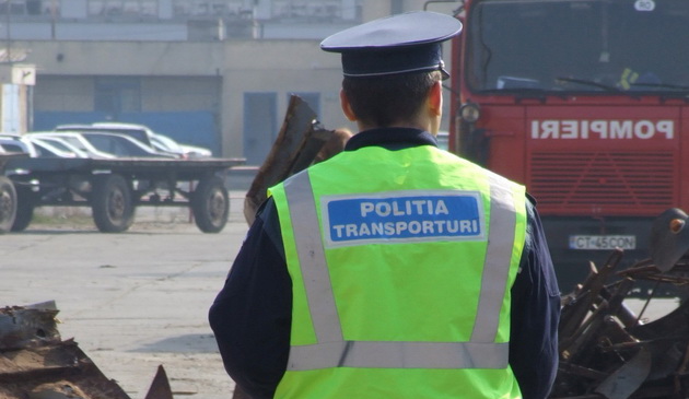HOȚI PRINȘI ÎN FLAGRANT! Tone de grâu, furate dintr-un tren - transporturipolitisttransporturi-1542706133.jpg