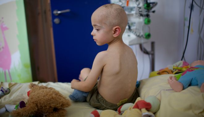 Tratamente la domiciliu pentru copiii bolnavi de cancer, în mai multe judeţe ale ţării