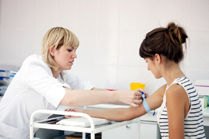 Doar 4%  din pacienții  cu hepatită  au acces la tratament - tratamenthepatita-1381421309.jpg