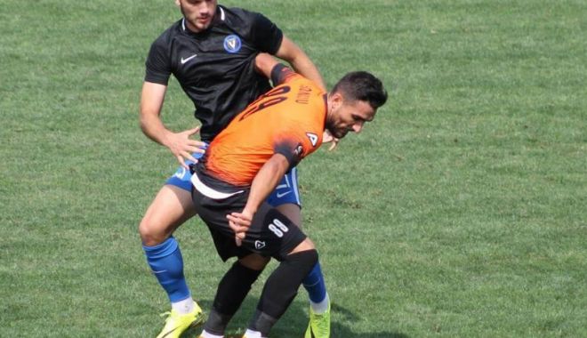 Trei goluri în amicalul FC Viitorul - Dunărea Călărași - trei-1536499256.jpg