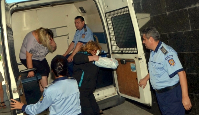 Trei femei au fost reținute după ce s-au luat la bătaie în Piața Chiliei - treifemei-1505839988.jpg