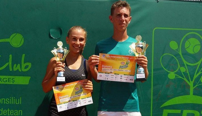 Trei finale în două săptămâni pentru jucătoarea de tenis Roxana Manu - treifinale1469467074-1469482781.jpg