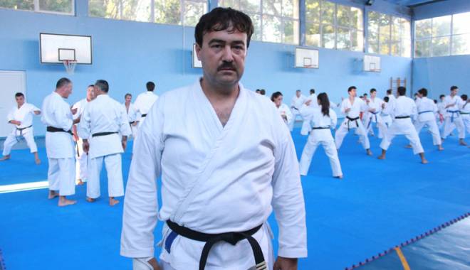 Trei luptători Kung-Fu au susținut examenul de grad, la Mangalia - treikungfu-1425927981.jpg