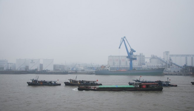 Trei marinari dispăruți, în urma scufundării unei nave în China - treimarinaridisparuti-1396022259.jpg
