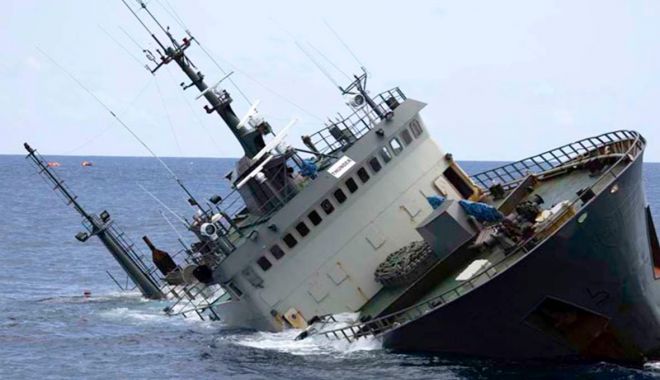 Trei nave abandonate s-au scufundat în Golful Aden și în Marea Arabiei - treinaveabandonatesauscufundat-1561288507.jpg