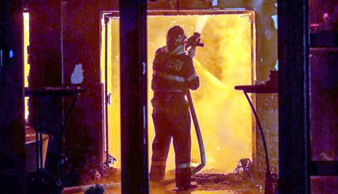 Trei tineri au ajuns după gratii din cauza unui incendiu provocat - treitineri-1520443233.jpg