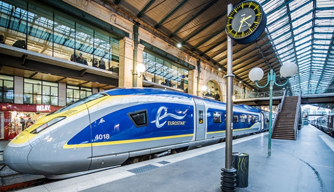 Trenul Eurostar Paris - Londra,  oprit timp de patru ore  - tren-1496145665.jpg