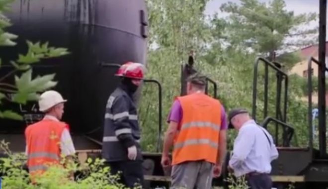 Un tânăr care s-a urcat pe un vagon pentru a-și face un selfie a murit carbonizat - tren-1542120005.jpg
