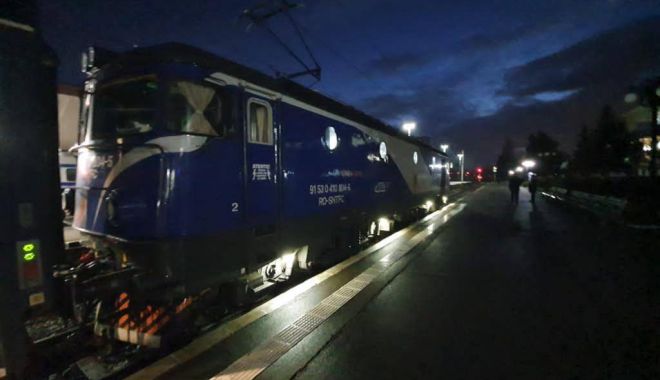 Record feroviar pe ruta Brașov-București-Constanța: Trenul a ajuns la destinație în doar 4 ore - tren-1607936302.jpg