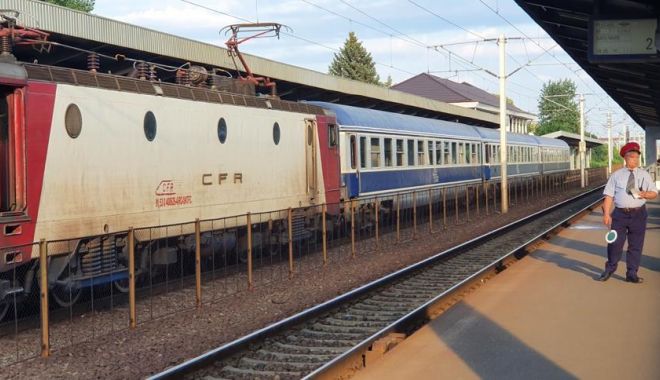 Trenurile au întârziat 6 ani într-un singur an: Record rușinos la CFR! Care este viteza medie cu care circulă o garnitură - tren-1667311937.jpg
