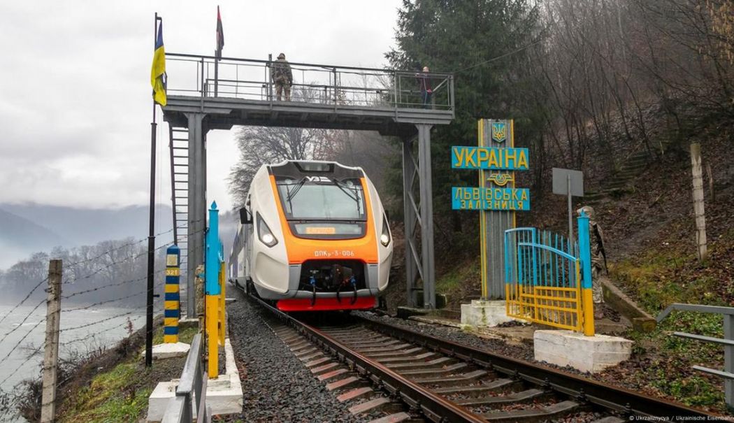 Ucraina introduce începând de săptămâna viitoare un tren zilnic direct către București