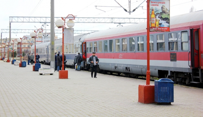 CFR Călători. Cum vor circula trenurile de Paște și de 1 Mai - tren123-1461491244.jpg