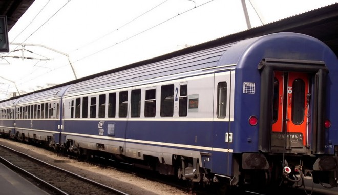 CFR / Cum afectează trecerea la ora oficială de vară - tren13618922191364283507-1364466546.jpg