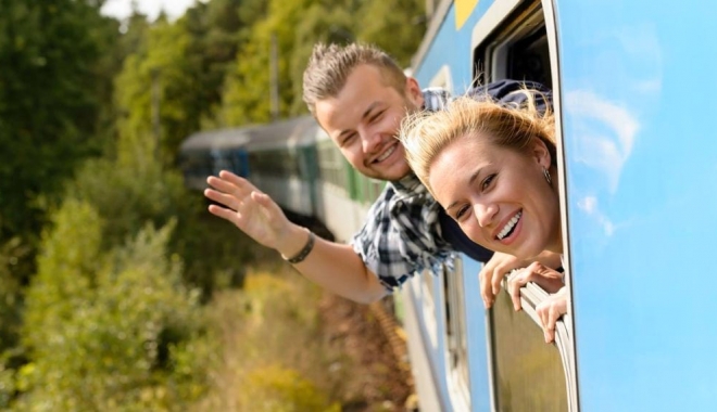 Primul tren turistic românesc va porni la drum joi, 31 august, din Gara Brașov - tren2-1504092467.jpg