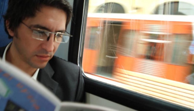 Cărți în trenurile InterCity! - trencfrcarte-1351708705.jpg