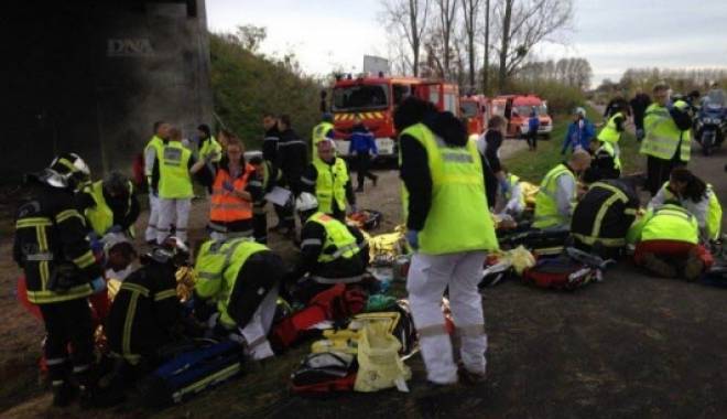 O NOUĂ TRAGEDIE ÎN FRANȚA. Cinci morți, mai mulți răniți - trenderaiat04191600-1447517143.jpg