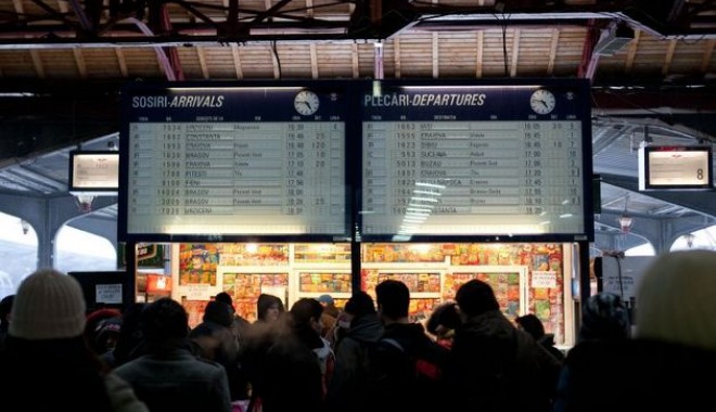 De duminică intră în vigoare Noul Mers de Tren 2012 - 2013 - trenmediafaxfotomariusdumbravean-1354796724.jpg