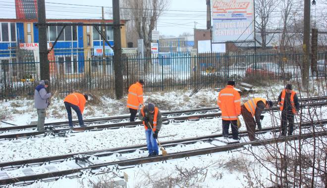 CFR Călători. 32 de trenuri anulate astăzi, la Constanța - trenuri-1453113787.jpg