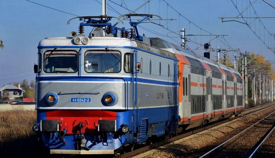 Recomandări pentru cei care călătoresc cu trenul pe timp de caniculă - trenuri-1723996234.jpg