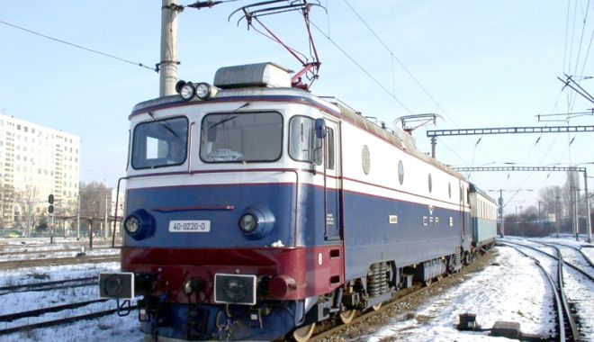 Trenurile circulă în condiții de iarnă. Trafic restricționat spre Constanța - trenuri2-1519666913.jpg