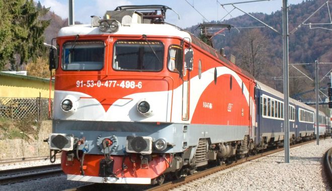 Activitatea de transport feroviar trece la ora oficială de vară - trenuri2-1648212524.jpg