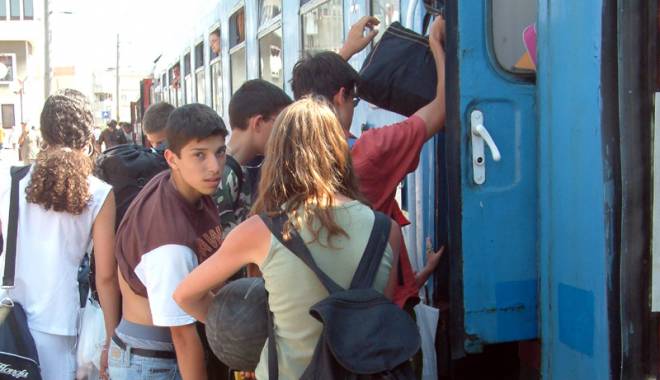 Vino în vacanță pe litoral, cu Trenurile Soarelui! - trenurilesoarelui-1434033046.jpg