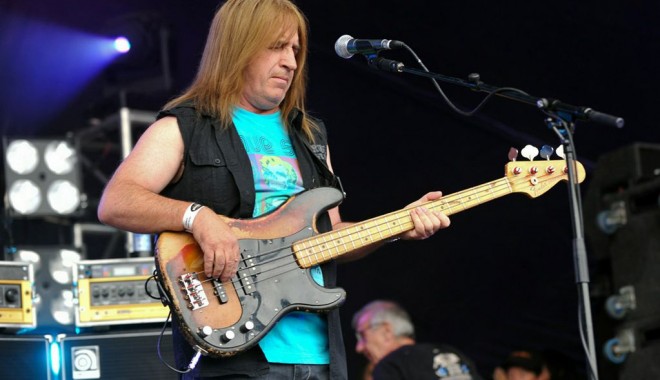 Doliu în muzică. A murit bass-istul formatiei rock Uriah Heep / VIDEO - trevorbolder-1369237270.jpg