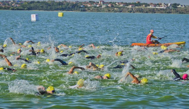 Sportivi reprezentând 38 de țări, la startul triatlonului din Mamaia - triatlon-1568829606.jpg
