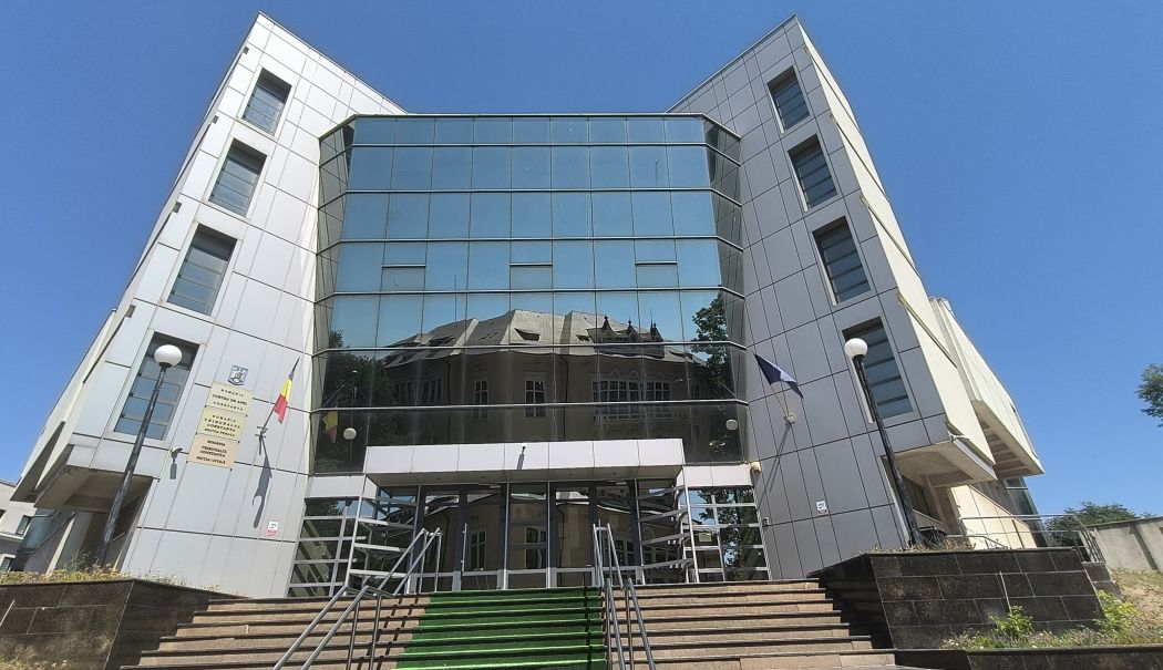 Magistrații Curții de Apel Constanța au ieșit din grevă. Procesele continuă - tribunal1744648186-1761053074.jpg