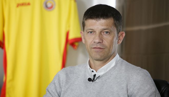 Tricolorii mici au rămas fără selecționer! Daniel Isăilă a demisionat - tricolorii-1528470383.jpg