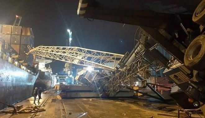 Triplă coliziune navală într-un port algerian - triplacoliziunenavalaintrunporta-1607329167.jpg