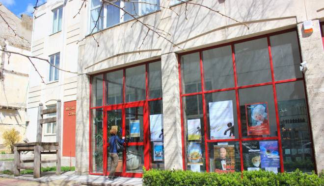 Triplu eveniment, la Muzeul de Artă - tripluevenimnet3-1433866886.jpg