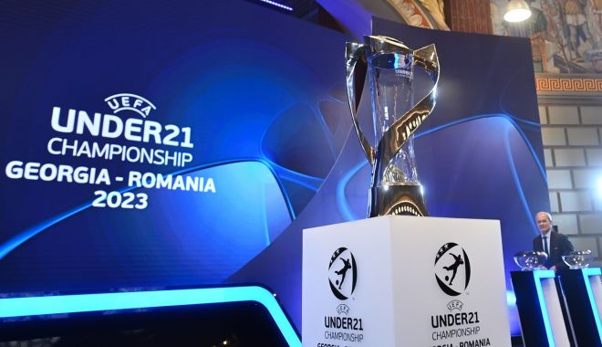 Suporterii fotbalului din București și Cluj-Napoca au admirat trofeul UEFA Under 21 Championship - trofeu-euro-1684327991.jpeg