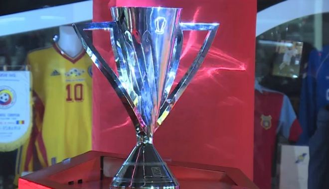 Liga Profesionistă de Fotbal a prezentat oficial trofeul care va fi oferit campioanei României - trofeu-superliga-1684420368.jpg