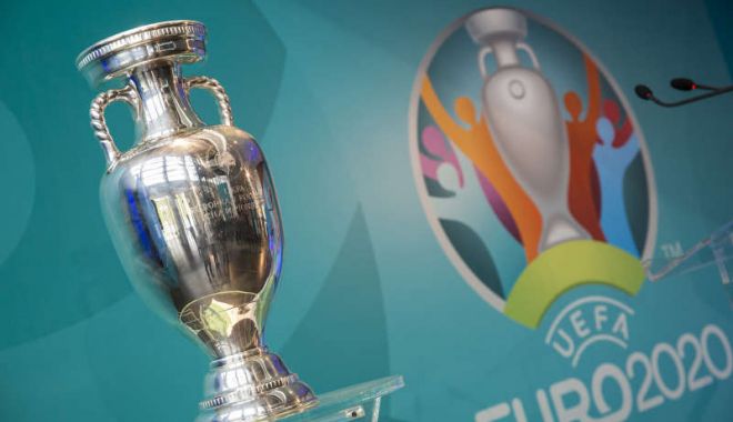 Trofeul Henri Delaunay, care va fi decernat câștigătoarei EURO 2020, va fi expus vineri la București - trofeuhenridelaunay-1552470892.jpg