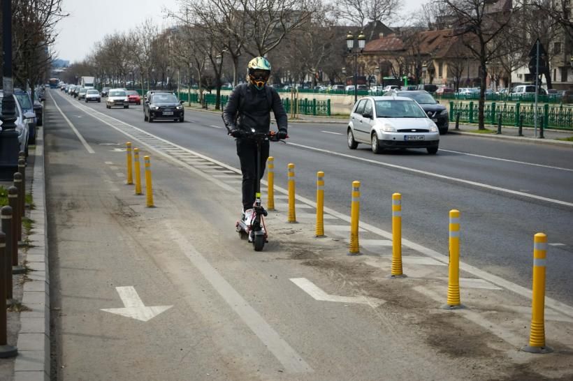 RCA obligatoriu pentru trotinete și biciclete electrice. Noua lege aproape de adoptare - trotinete-1760510479.jpg