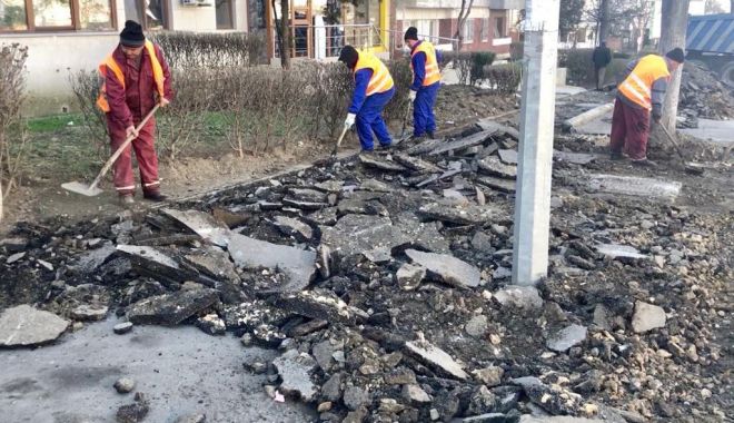 Lucrări de reabilitare a trotuarelor, pe bulevardul Tomis - trotuare-1552927444.jpg