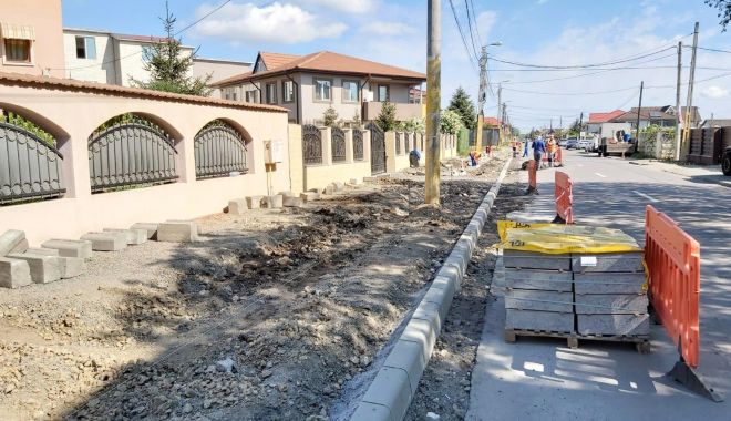 Trotuarele din cartierele Constanței, refăcute - trotuarele-1588758698.jpg