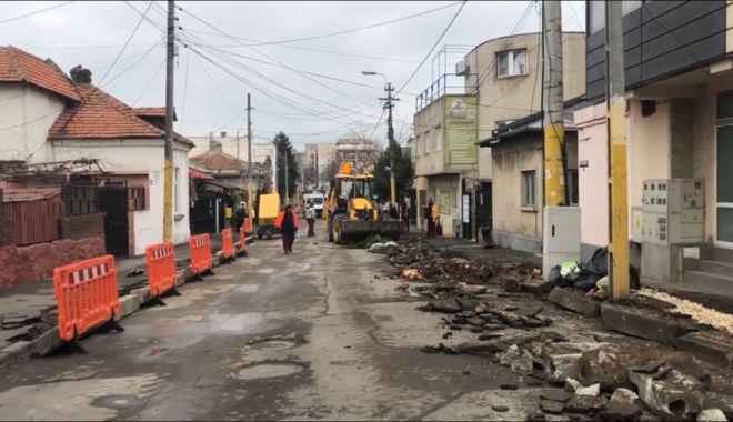 Trotuare noi în cartierul Faleză Nord - trotuarenoi-1550093959.jpg