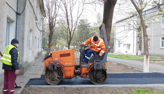 S-au refăcut trotuarele de la Spitalul Clinic de Pneumoftiziologie - trotuarerefacute1-1585752952.jpg