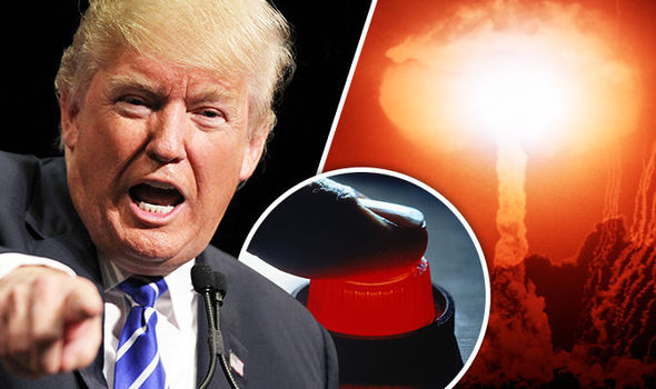 Fostul șef al Comunității Naționale de Informații a SUA, înspăimântat că Trump controlează arma nucleară - trump-1503558270.jpg