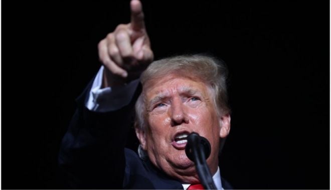 Donald Trump a dat-o în judecată pe nepoata sa și The New York Times - trump-1632333371.jpg