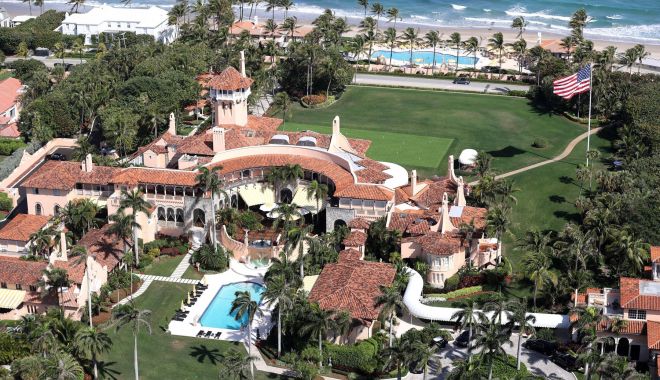 Peste 300 de documente secrete, recuperate de la reşedinţa lui Trump din Florida - trumpdocumente-1661262518.jpg