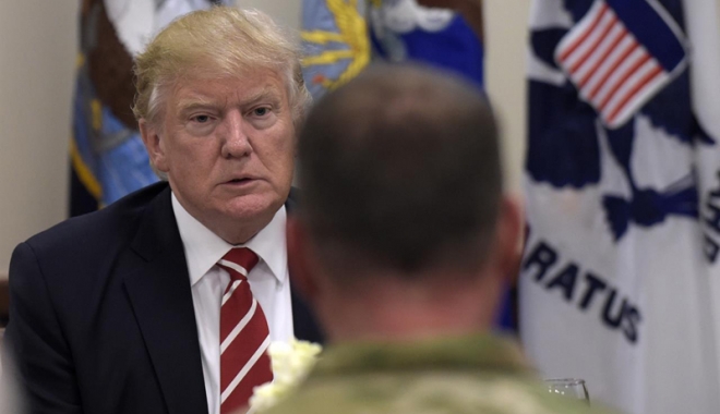Gest istoric. Trump și Erdogan au bătut palma - trumpsierdogan-1486562014.jpg