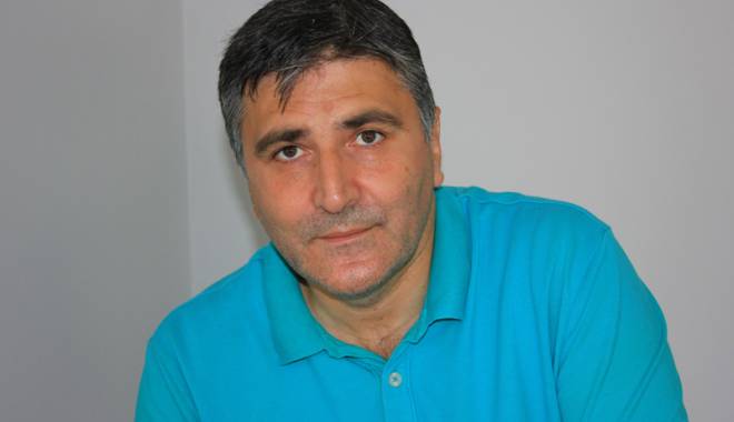 Trupa Arca  se pregătește  de spectacole  în aer liber - trupa3-1434648582.jpg